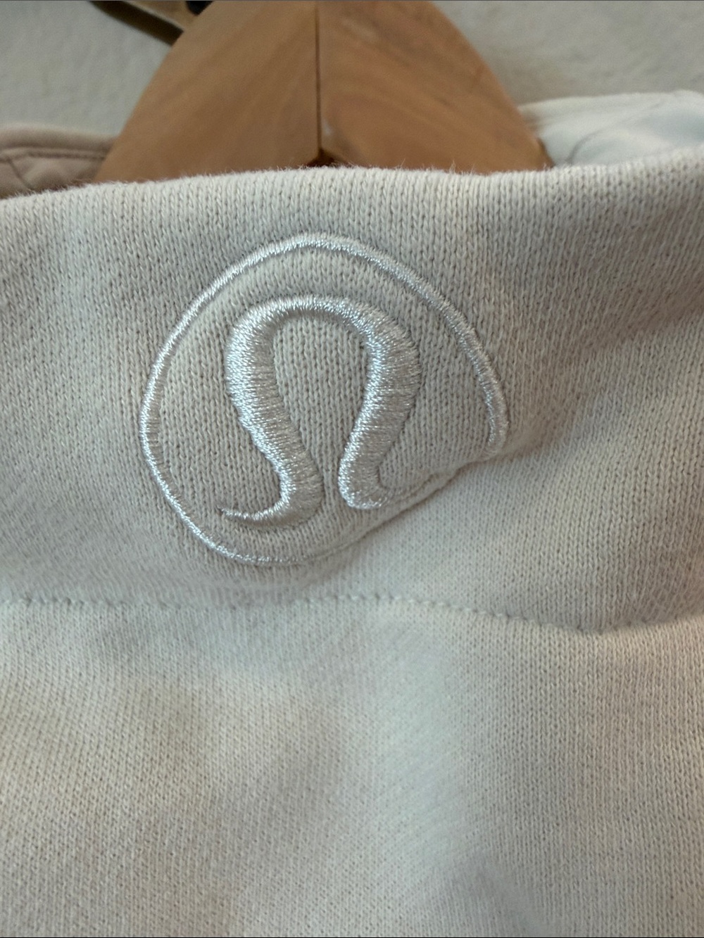 lululemon athletica Cropped Hooded Zip Sweatshirt in Light Cream - Picture 4 of 4